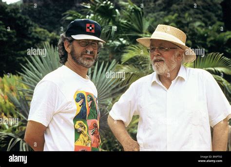 Richard Attenborough Jurassic High Resolution Stock Photography and Images - Alamy