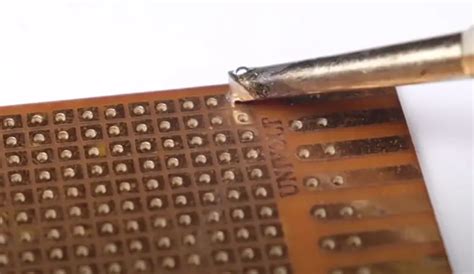 Types of Soldering Iron Tips - ElectronicsHacks