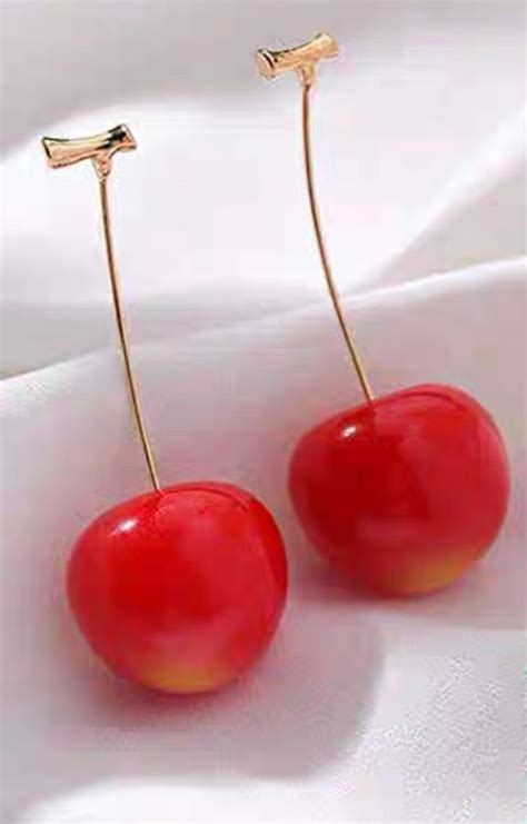 Cute Cherry Earrings – ivybycrafts