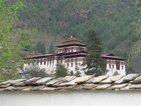 Paro Dzong | Well Known Places