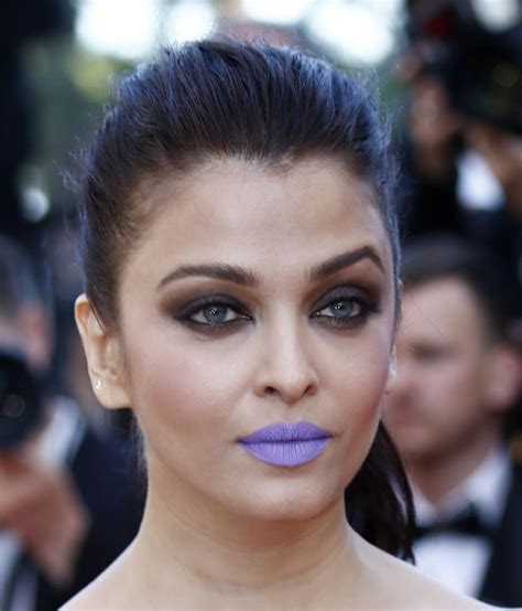 Aishwarya Rai's purple lips in Cannes|Lainey Gossip Lifestyle