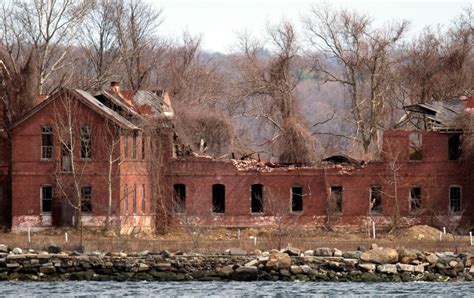 Inside Hart Island: Manhattan’s mysterious cemetery | PIX11