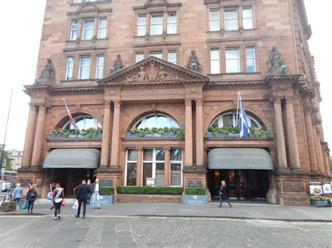 The Caledonian Hotel © James Emmans cc-by-sa/2.0 :: Geograph Britain and Ireland