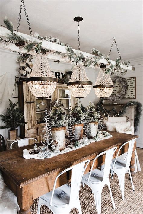 Cozy Rustic Farmhouse Cottage Christmas decor - A great pin for inspiration for neutra ...