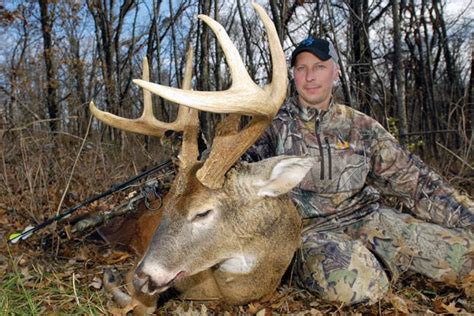 How to Shoot Your Biggest Buck Ever - Petersen's Bowhunting