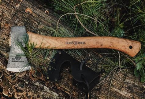 10 Types of Axes and Hatchets - Backyard Boss