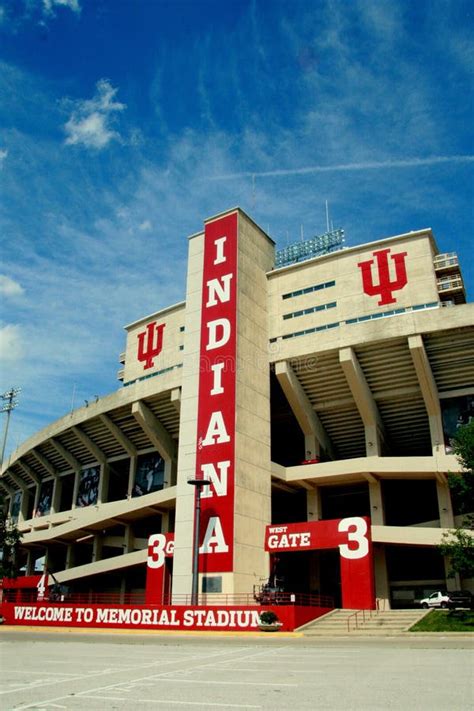 Indiana Memorial Football Stadium Editorial Photography - Image of hoosiers, play: 25459947