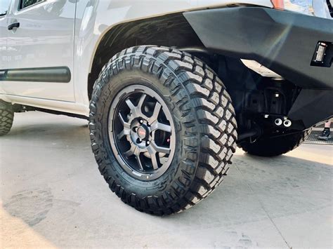 Maxxis’ RAZR AT and RAZR MT on the Nissan Frontier and Xterra at ...