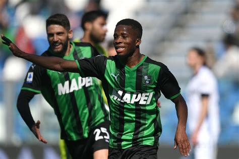 CM.it: Milan and Roma enquire over Sassuolo forward in red-hot form – Archyworldys