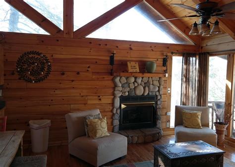 Pin by Bri Dishong on Vacation cabin rentals | Vacation cabin rentals ...