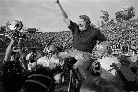 50 years of Super Bowl photography - CBS News