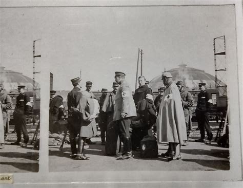 Vintage Amateur Glass Stereoview / Stereograph / 3D Photo - major and captain waiting to depart ...