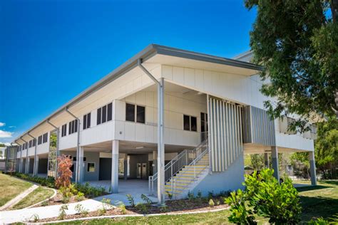 Coolum State High School - Wandama Centre - Sapphire Aluminium