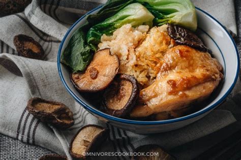 The Best Clay Pot Chicken Rice (鸡肉煲仔饭) - Omnivore's Cookbook