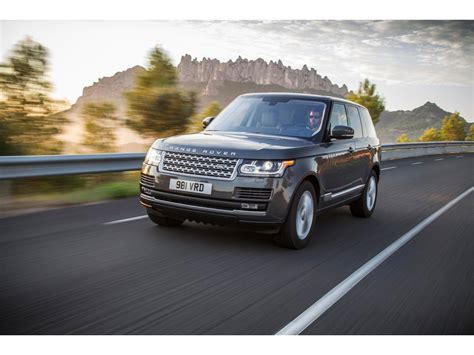 2021 Land Rover Range Rover: 225 Exterior Photos | U.S. News