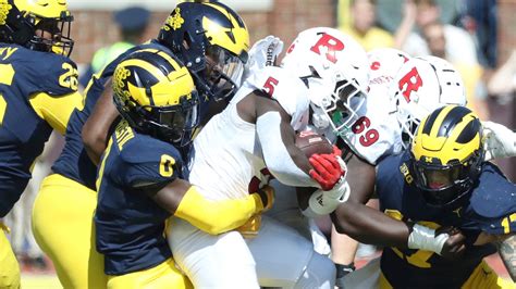 Michigan football injury: Wolverines have 'superhuman' players