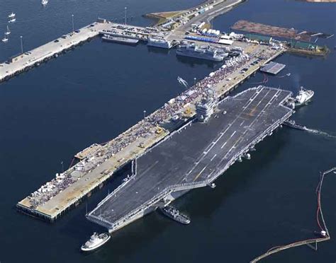 Everett Naval Station Carrier Pier | Kiewit Corporation