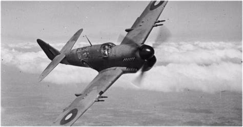 The Fairey Firefly Recon Fighter - Fast Recon In WW2