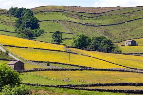 Premium Photo | Yorkshire dales england