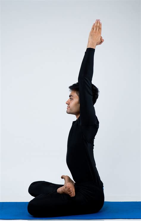 Parvatasana (Seated mountain Pose) - PixaHive