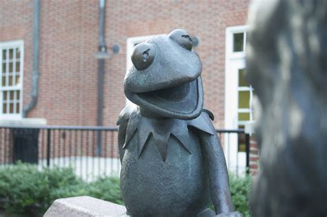 Jim Henson Statue @ UMD | Jim Henson & Kermit the Frog Statu… | Flickr