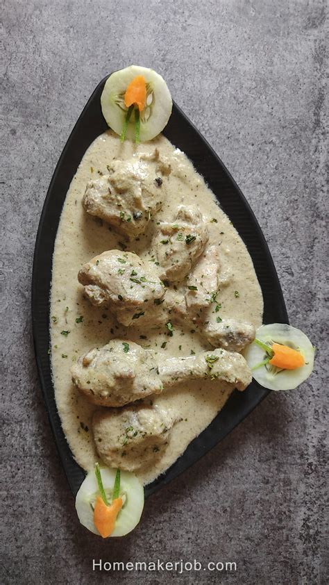 Indian Chicken White Gravy | RecipeLion.com