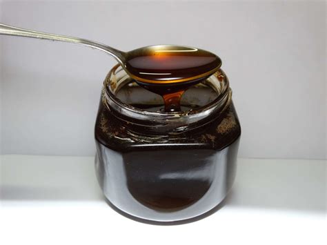 12 Healthy Ways to Use Blackstrap Molasses