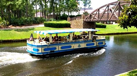 Yellow Flag Boats at Disney's Port Orleans Riverside - YouTube