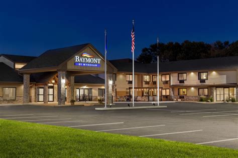 Baymont by Wyndham Owatonna | Owatonna, MN Hotels