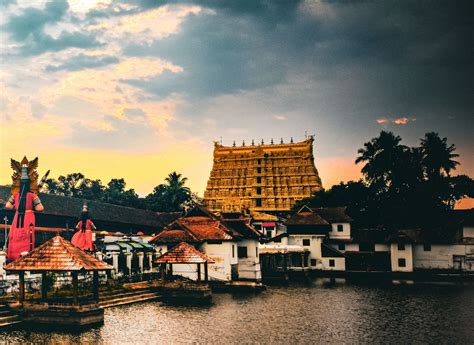 Padmanabhaswamy Temple - Wordzz