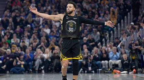 Stephen Curry Leads NBA’s Most Popular Jersey List for First Half of ...