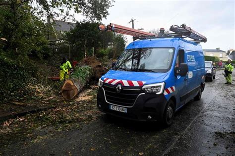 Storm Ciaran: France on red alert after one dead and 100mph gales recorded at Eiffel Tower ...