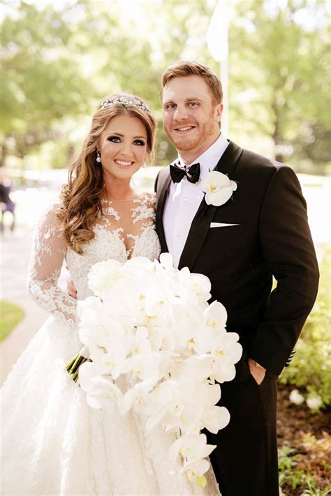 Collins Tuohy’s Wedding Seems Taken Straight Out of a Fairy Tale – Roomatic