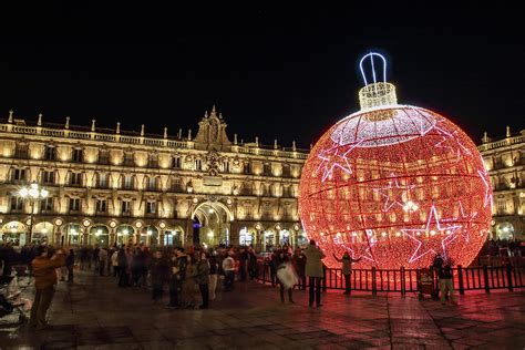 How to Celebrate Christmas and New Years in Spain