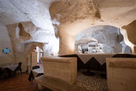 14 Best Restaurants in Matera: Cave Dining to Cheap Eats