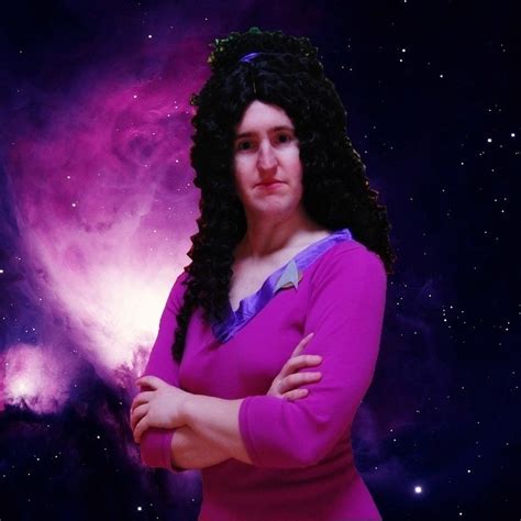 Deanna Troi - Easy No-sew Deanna Troi Costume Star Trek TNG