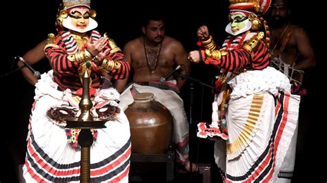 Kalidasa’s classic ‘Abhijnana Sakuntalam’ on Koodiyattam stage - The Hindu