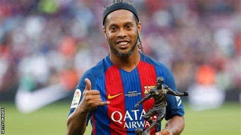 Ronaldinho: Brazilian World Cup winner retires from football - BBC Sport