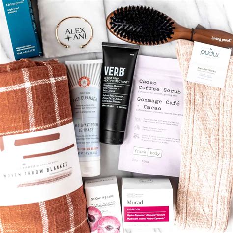 Fall 2023 FabFitFun Subscription Box Review - $200.00+ Value!! - Sweet Honey Life