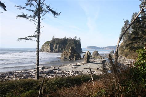 Places To Visit: Ruby Beach, Washington - Pineapple Voyage