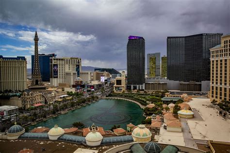 Las Vegas Storms Flood Strip, Cause Casino Leaks and Damage | Entrepreneur