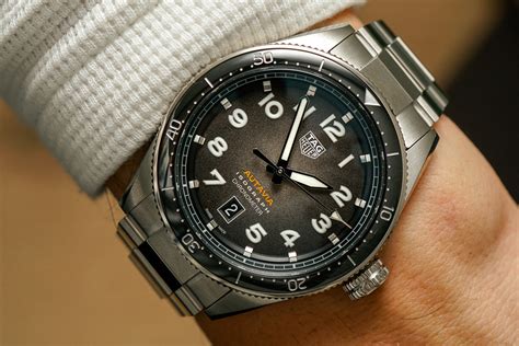 TAG Heuer Autavia Isograph Watch Hands-On | aBlogtoWatch