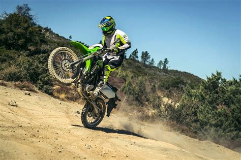 2018 Kawasaki KLX250: FULL TEST - Cycle News