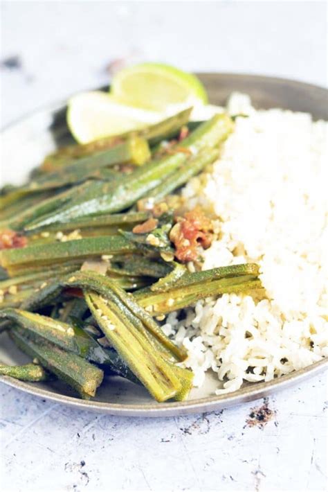 Sri Lankan okra curry - Cook Veggielicious