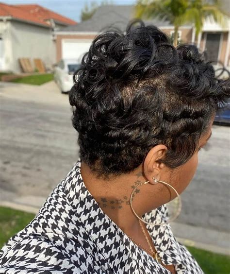 35 Fresh Short Pixie Haircuts for Black Women in 2023