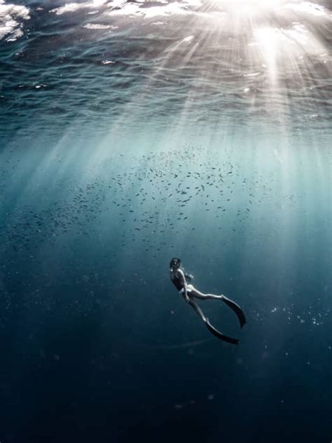 Freediving Photography - Tips And Tricks For Using Natural Light - DeeperBlue.com