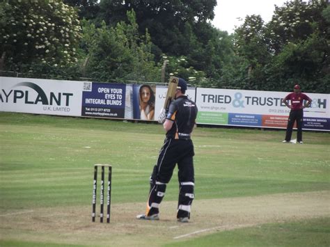 The Cricket History of Calderdale and Kirklees: TWENTY/20 CUP FOR THE BRADFORD LEAGUE