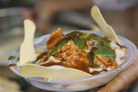 8 Best Places to Get Delicious Delhi Street Food