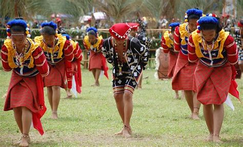 Kaamulan Festival 2009 street dancing competition winners - Out of Town Blog