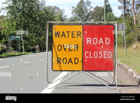 Road Closure Signs on Mt Crosby Road due to flooding in Brisbane, Ipswich Region October 2022 ...